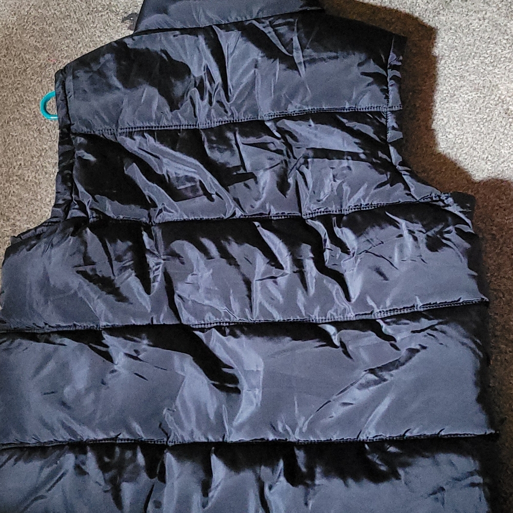 SALE~ NEW! WINTER VEST - Picture 3 of 10